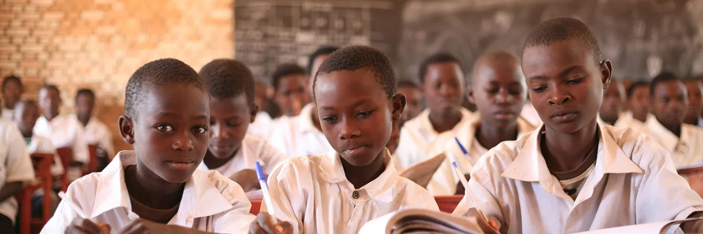 Kinder in Schule in Burundi