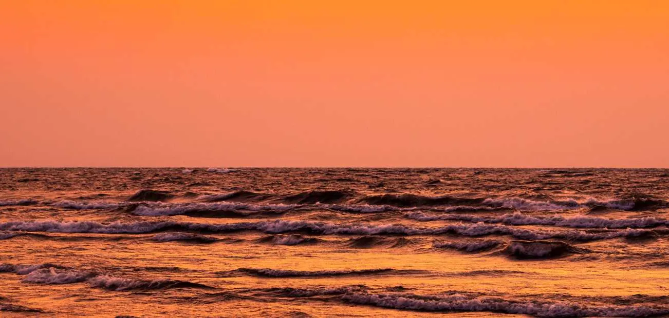 Malawisee bei Sonnenaufgang