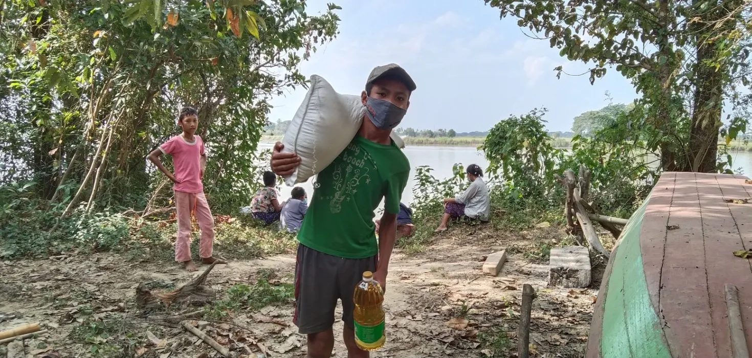 Lebensmittel-Verteilung in Myanmar 