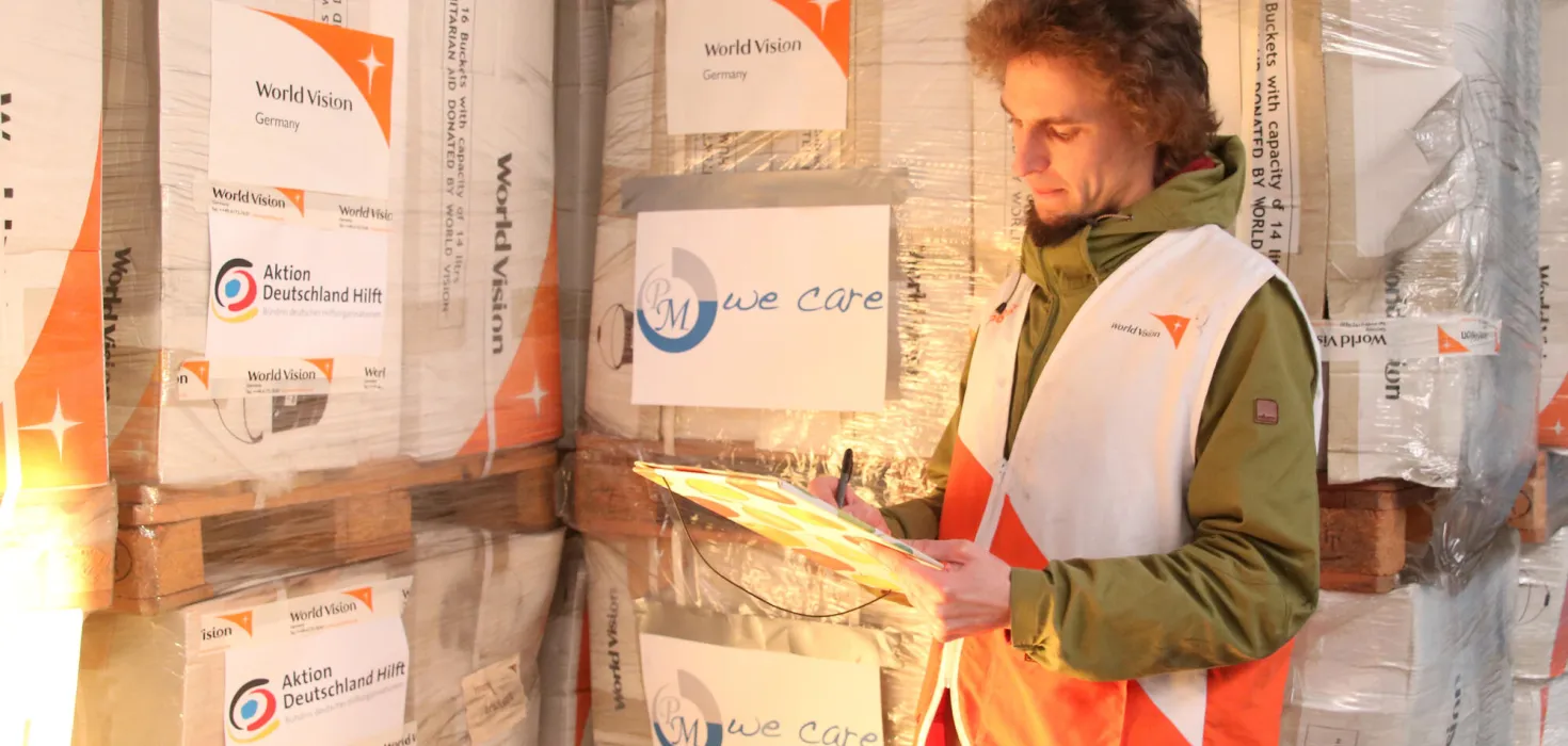 Ukraine-Hilfstransport für Kinder von World Vision Deutschland, gefördert von PM International