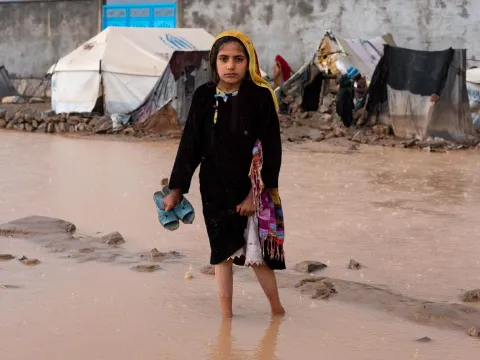 Girl in Afghanistan 