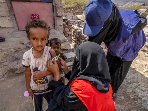 Gemeinsam mit Aktion Deutschland Hilft leistet World Vision Gesundheits- und Ernährungshilfe