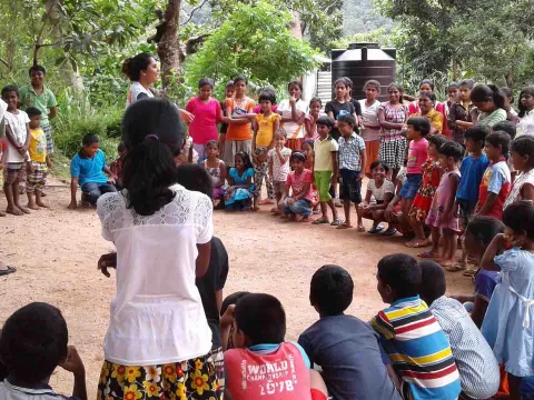 Gemeinsam mit ADH unterstützt World Vision die Kinder in Sri Lanka vor wiederkehrenden Krisen