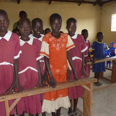 Kinder Schule Kolowa World Vision