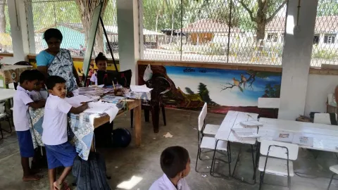 Mit dem Guten Geschenk ein Klassenzimmer neu ausstatten