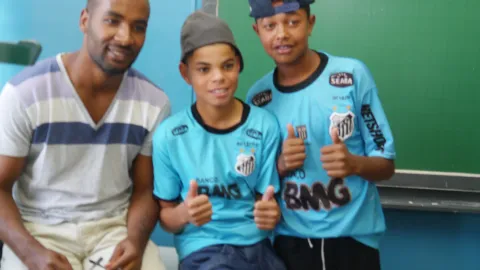 Cacau Kinderstiftung hilft den Kindern durch Sport