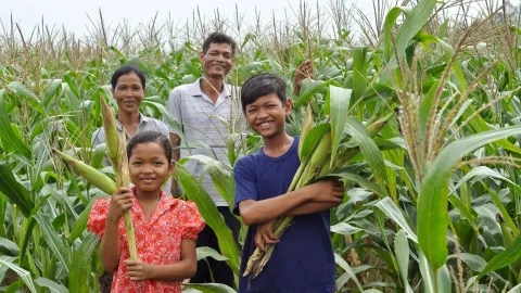 Kleinbauer ernährt seine Familie