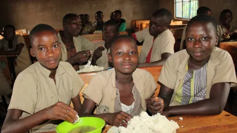 Schulmahlzeiten Burundi