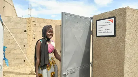Latrine Geflüchtetenlager WASH