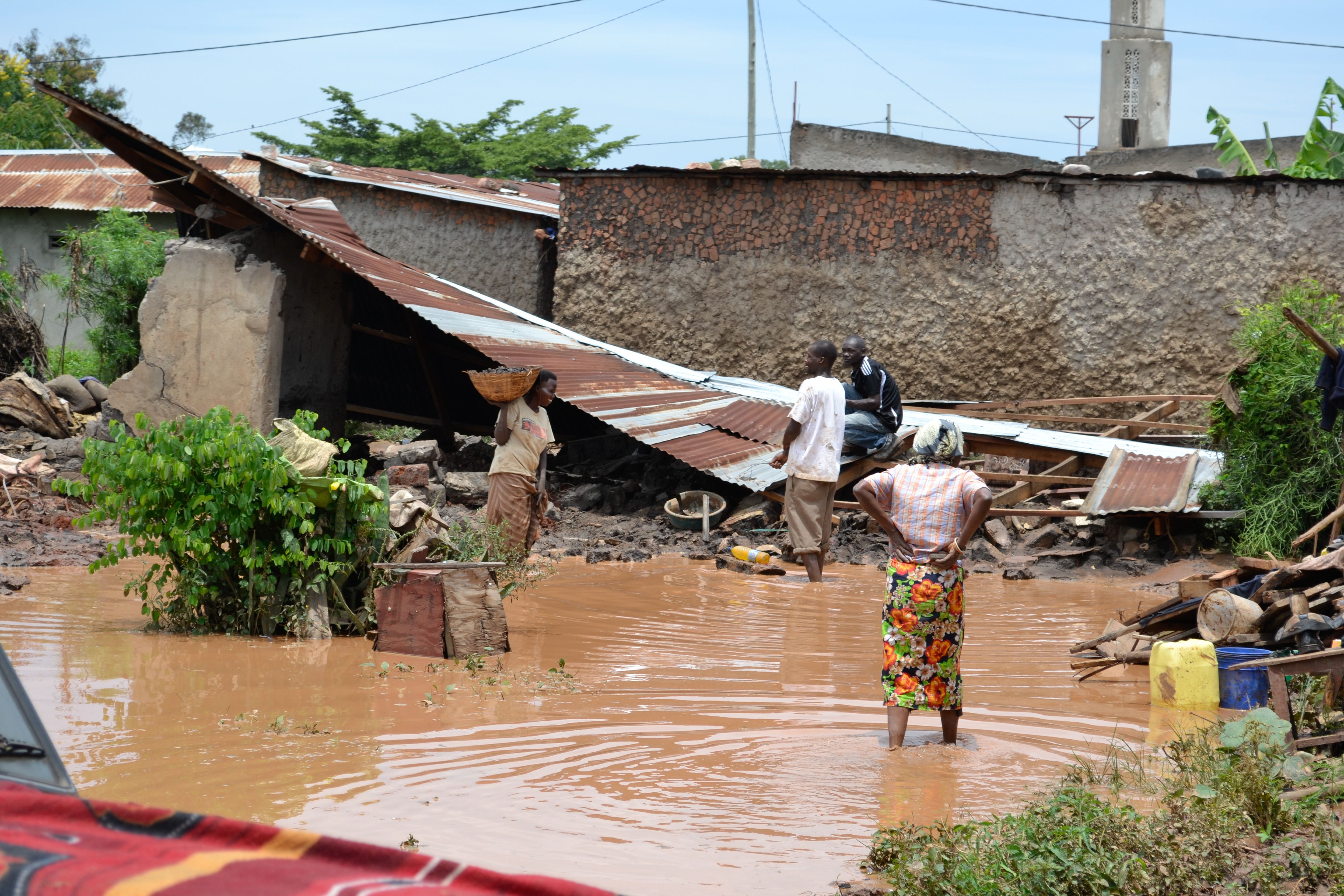 Heftige regenfälle schaffen Brutstätten der Malaria-Mücke