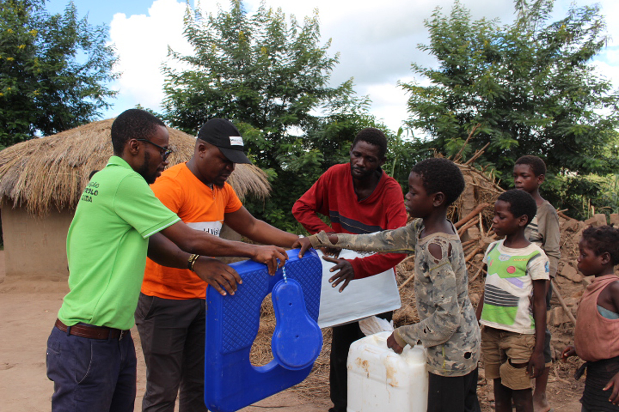 Hygiene-Hilfen für Flutopfer in Mosambik