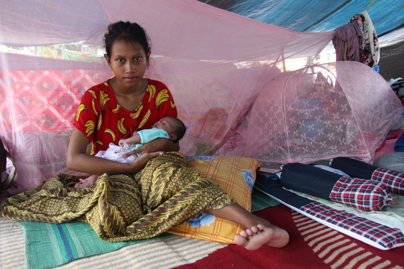 Tausende Kinder und schwangere Frauen in Notunterkünfte 