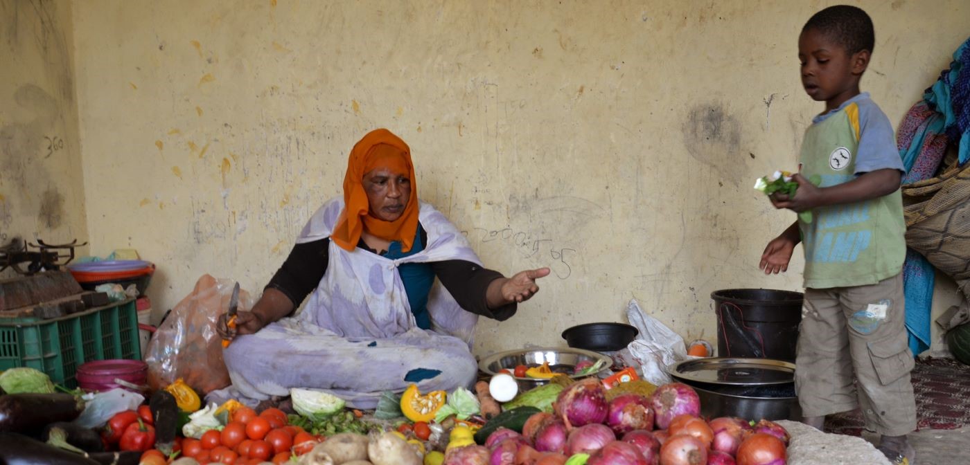 Gemüsehändlerin in Mauretanien