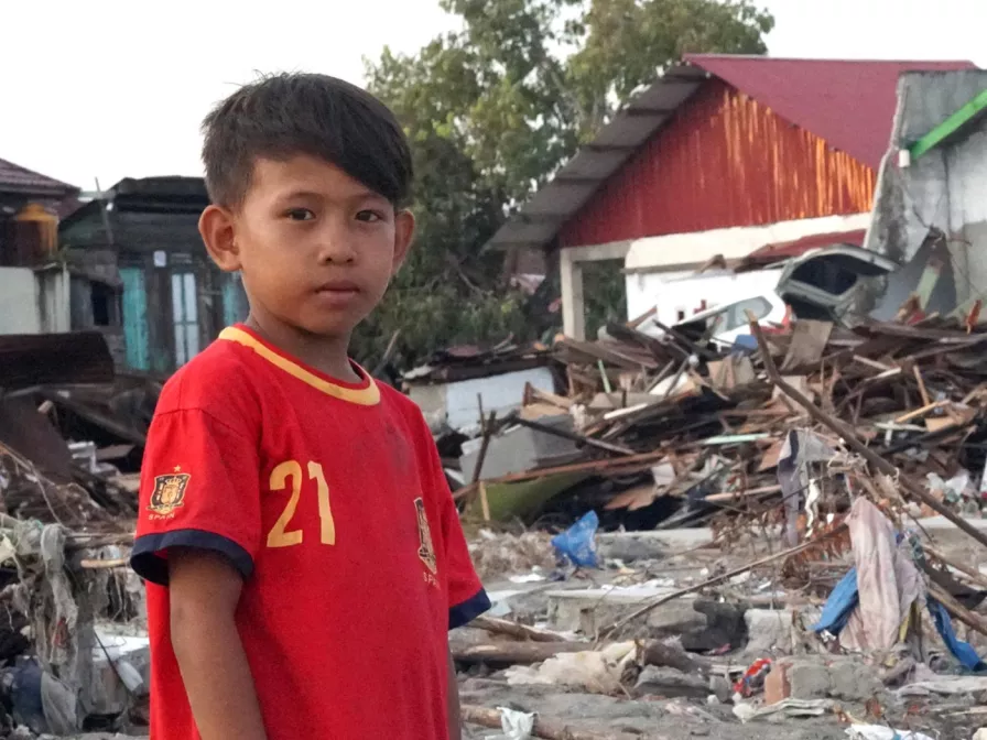 Erdbeben und Tsunami in Indonesien