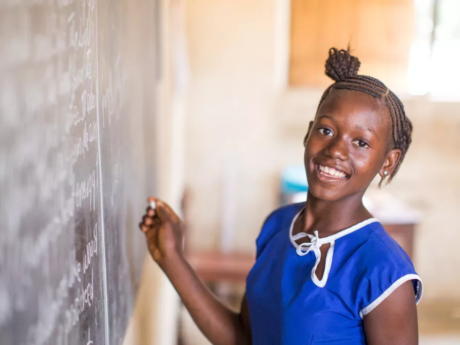 Schülerin in Sierra Leone