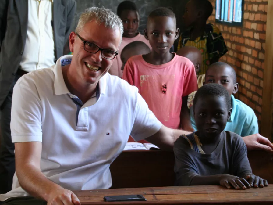 World Vision: Engagement der Mitarbeiter für Kinder in Not