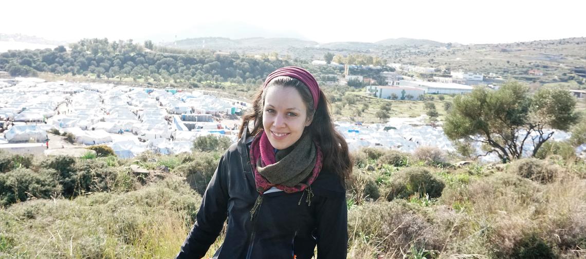 World Vision-Mitarbeiterin Annika Schlingheider auf Lesbos