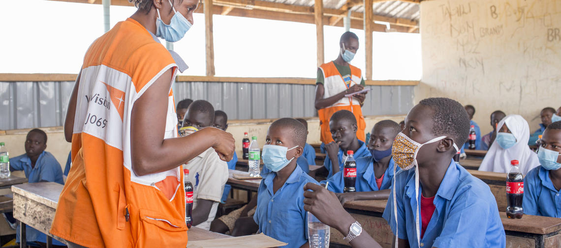 Covid-19 Mädchen und Jungen