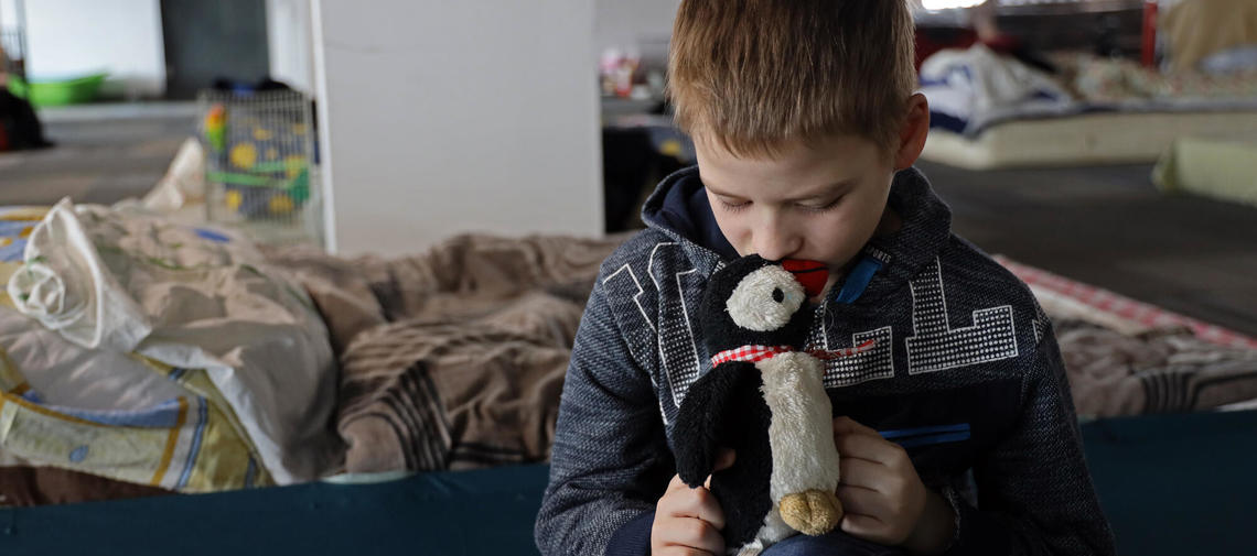 Ukraine Kinder auf der Flucht