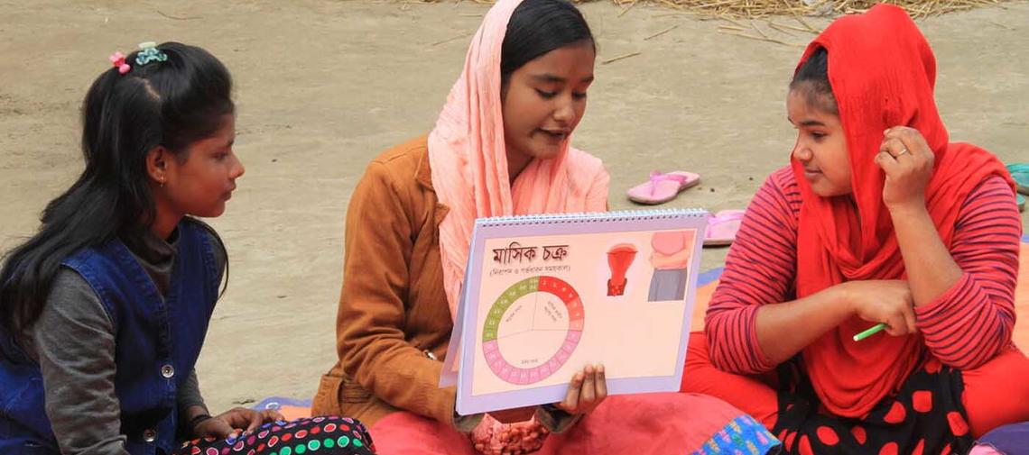 Materialien zur Aufklärung über Menstruation in Indien