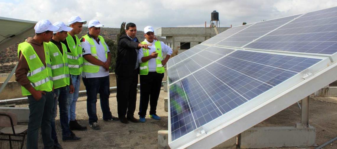 World Vision-Projekt stattet  Schulen im Westjordanland mit Solarenergie aus