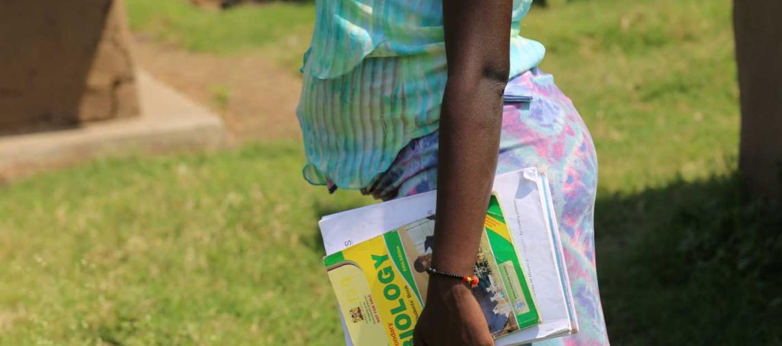 Schwangere Frauen und Bildung in Afrika 