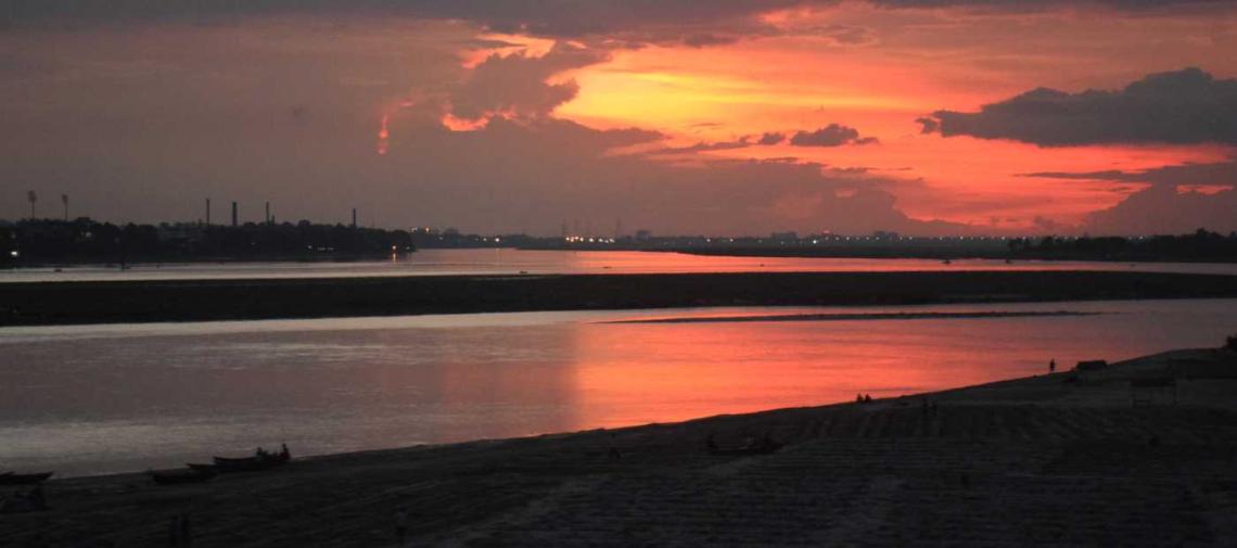 Ganges bei Sonnenuntergang