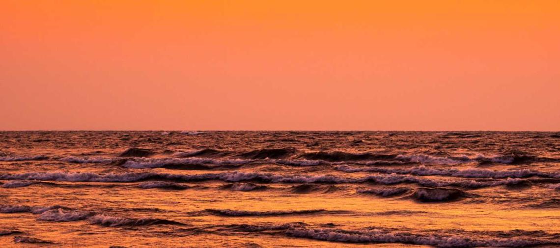 Malawisee bei Sonnenaufgang