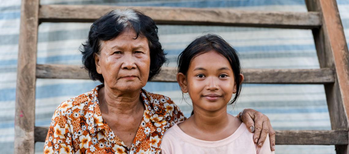 Soathalen und Großmutter aus Kambodscha