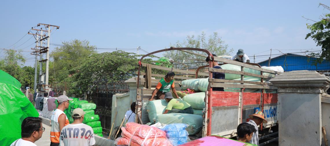 World Vision verteilt Hilfsgüter in Myanmar