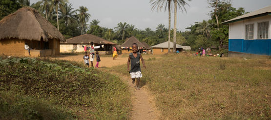Dorfszene in Sierra Leone