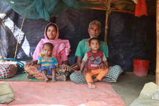 Flüchtlinge in Bangladesch: Herachs Familie im Zelt