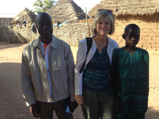 Anita Kahl besucht ihr Patenkind Dame im Senegal