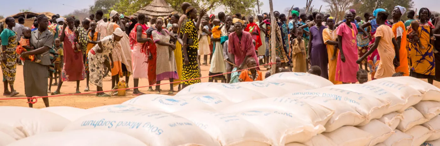 über 3.000 Menschen erhalten an diesem Tag Nahrungsmittel