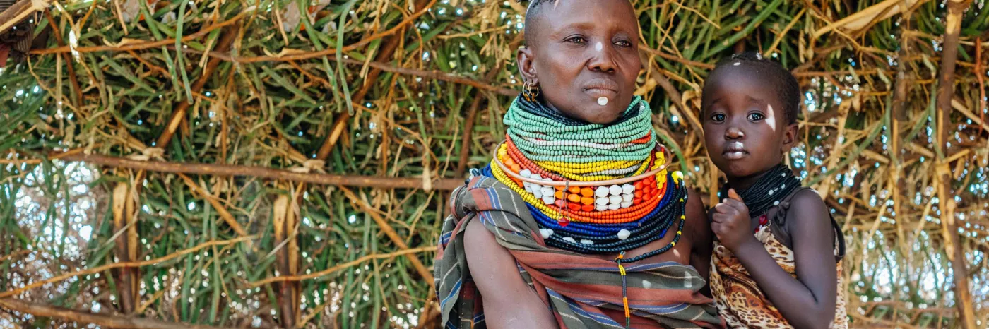 Mutter Akai lebt in Hunger Zeiten