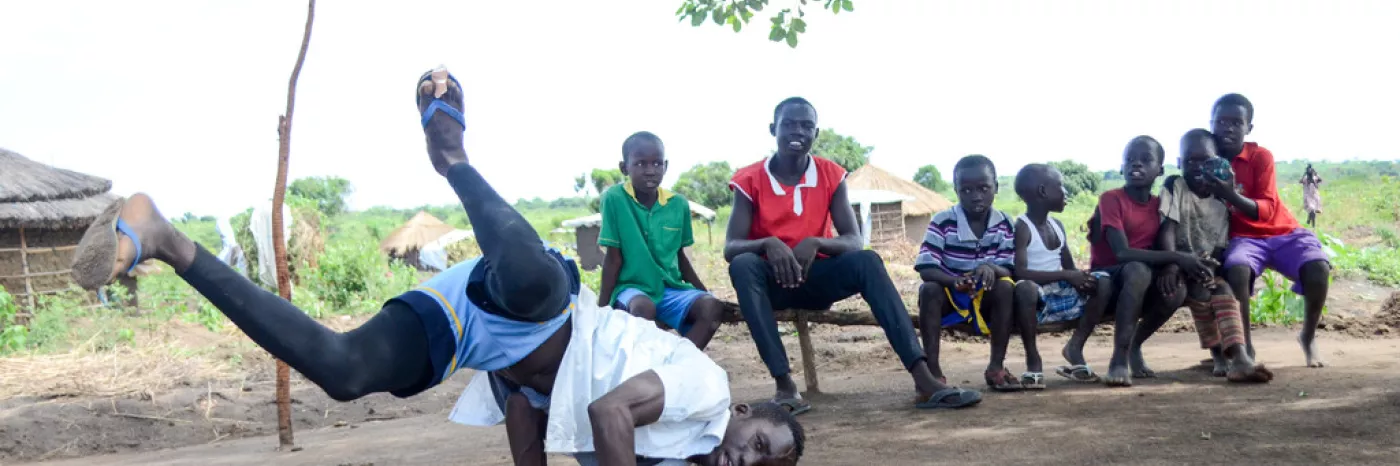 Tanzen im Flüchtlingscamp Bidibidi