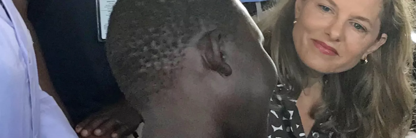 Prinzessin Sarah Zeid von Jordanien sprach mit Müttern in einem Hilfszentrum von World Vision im Südsudan