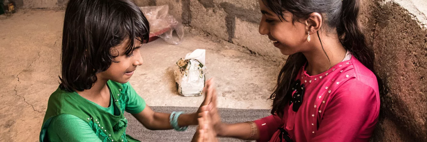 Die Töchter von Suwadi haben in Mossul gelernt, wie sie überleben und vor Gefahr fliehen können.