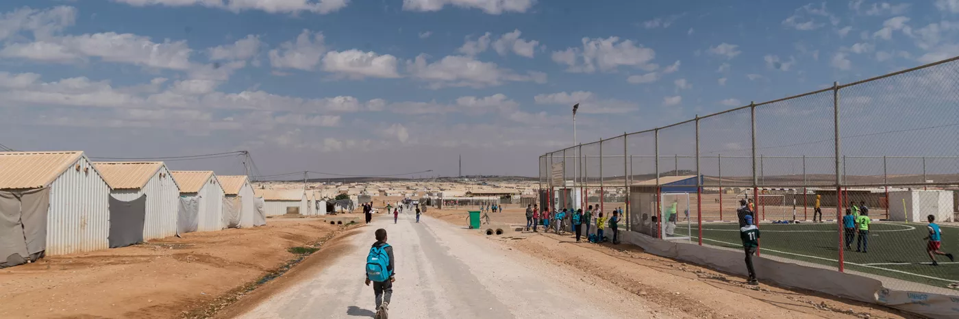 Aus Syrien Geflohene finden in Azraq, Jordanien eines Zuhause