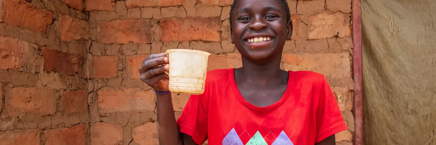 Brendah hat endlich Zugang zu sauberem Wasser
