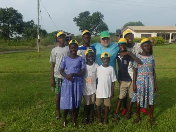 Ghana Reise Besuch Patenkinder Gruppe