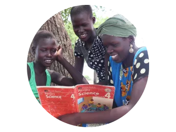 Mit einer Patenschaft bei World Vision Zukunft schenken: Lehrerinnen werden dringend gebraucht