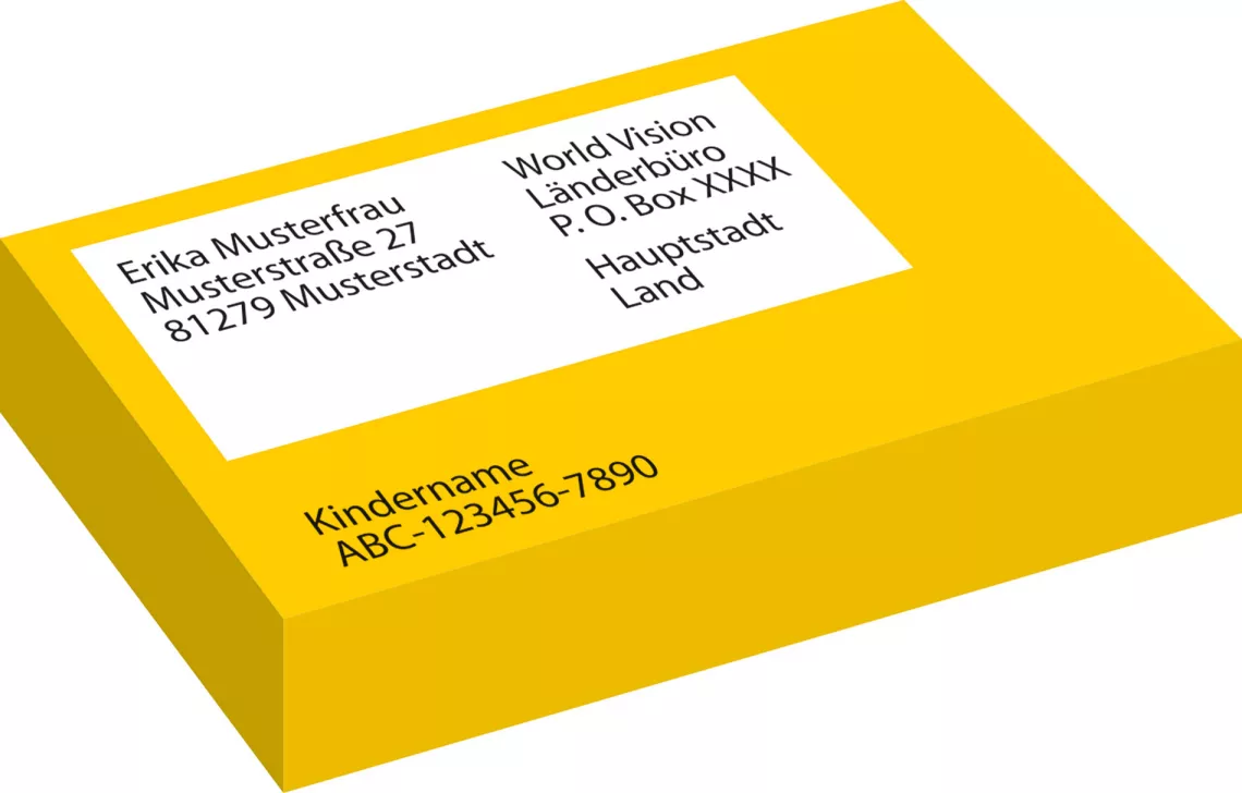 Geschenkpaket an das Patenkind adressieren