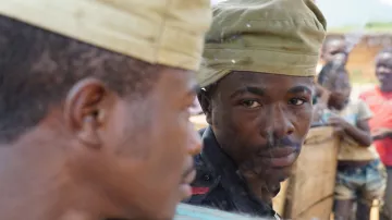 Viele Kinder werden im  Kongo zwangsrekrutiert