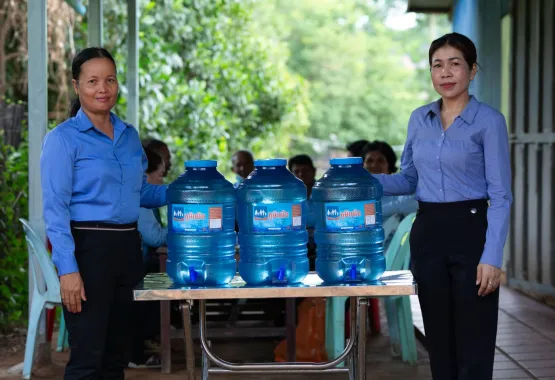 World Vision liefert Trinkwasser