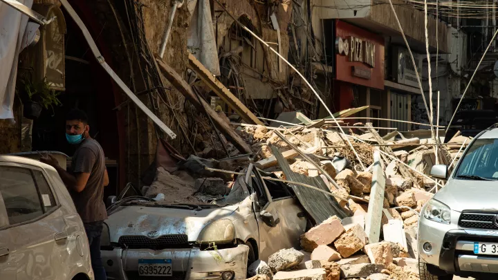 Zerstörungen im Ausgehviertel von Beirut