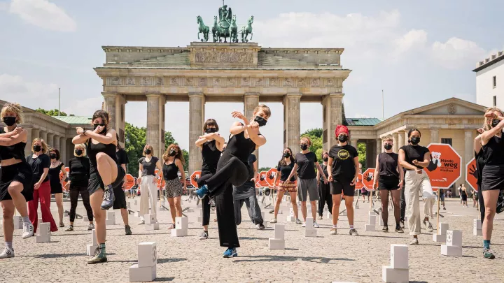 Performance zur Protestaktion