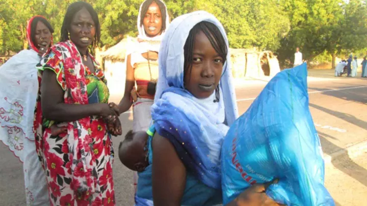 Frauen World Vision Chari