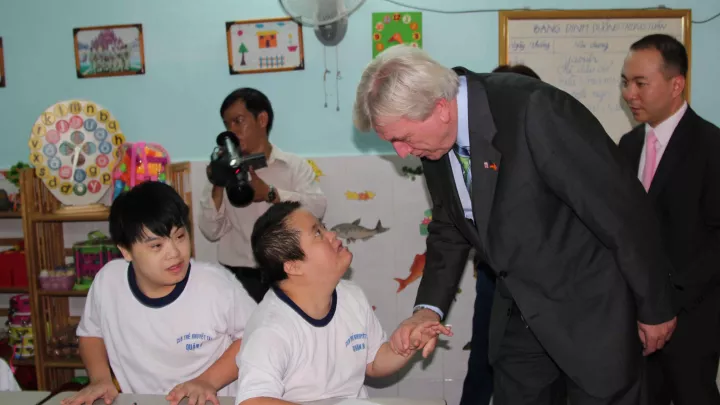 MinisterpräsidentVolker Bouffier Ho-Chi-Minh-Stadt World Vision