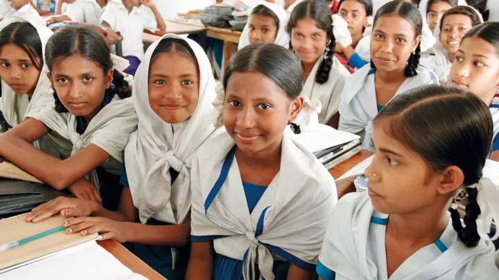 Kinder Bildung Schule Gazipur World Vision